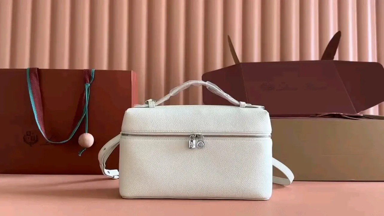💋💋💋【Original leather, full steel configuration, full counter package】𝐋𝐨𝐫𝐨 𝐏𝐢𝐚𝐧@ Extra pocket L27 series handbags/crossbody bags